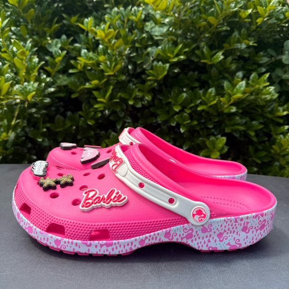 CROCS x Barbie Electric Pink Classic Clogs w/Charms Men's Size 12